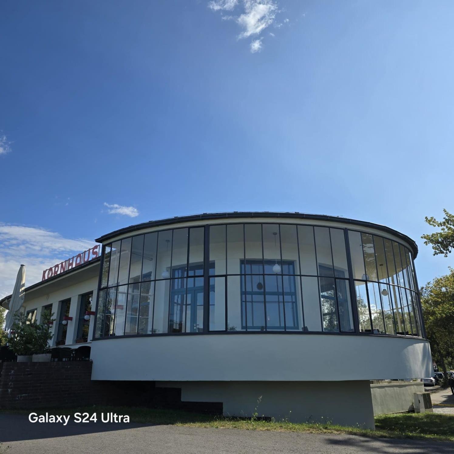 City Apart - Fewo Klimaanlage Whirpool Panoramafenster 5 Personen Kulturdenkmal Dessau-Rosslau Exterior photo